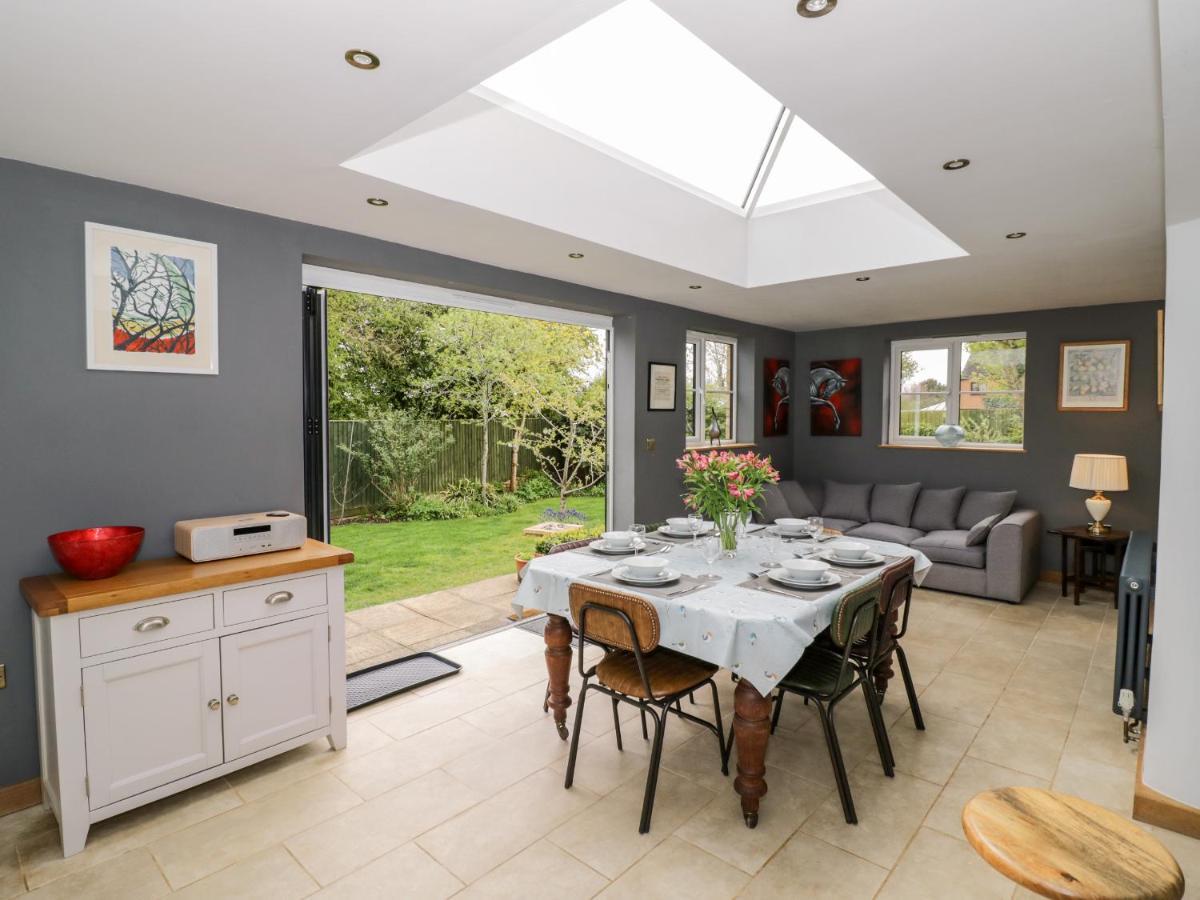 Villa Rosemead Moreton-in-Marsh Esterno foto