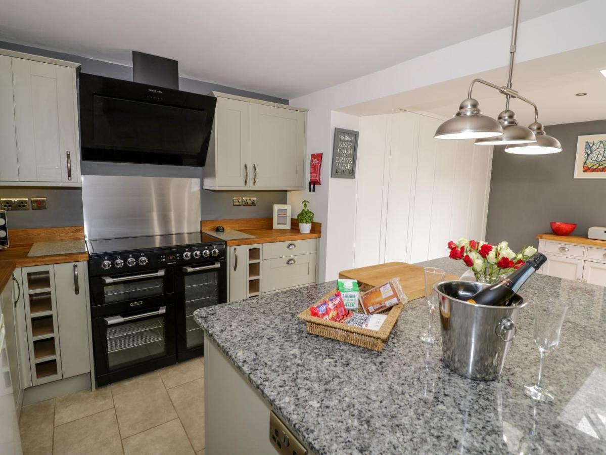 Villa Rosemead Moreton-in-Marsh Esterno foto